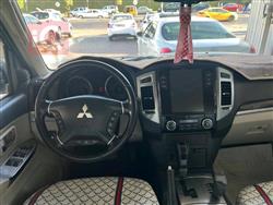 ميتسوبيشي باجيرو